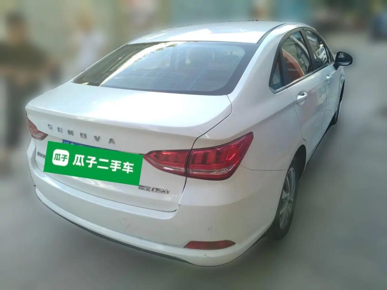 BAIC Senova D50 2018 1.5L Manual Prestige Intelligent Drive Edition — миниатюра 6