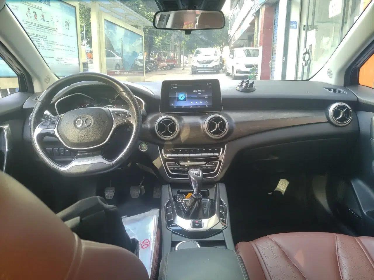 BAIC Senova D50 2018 1.5L Manual Prestige Intelligent Drive Edition — миниатюра 10