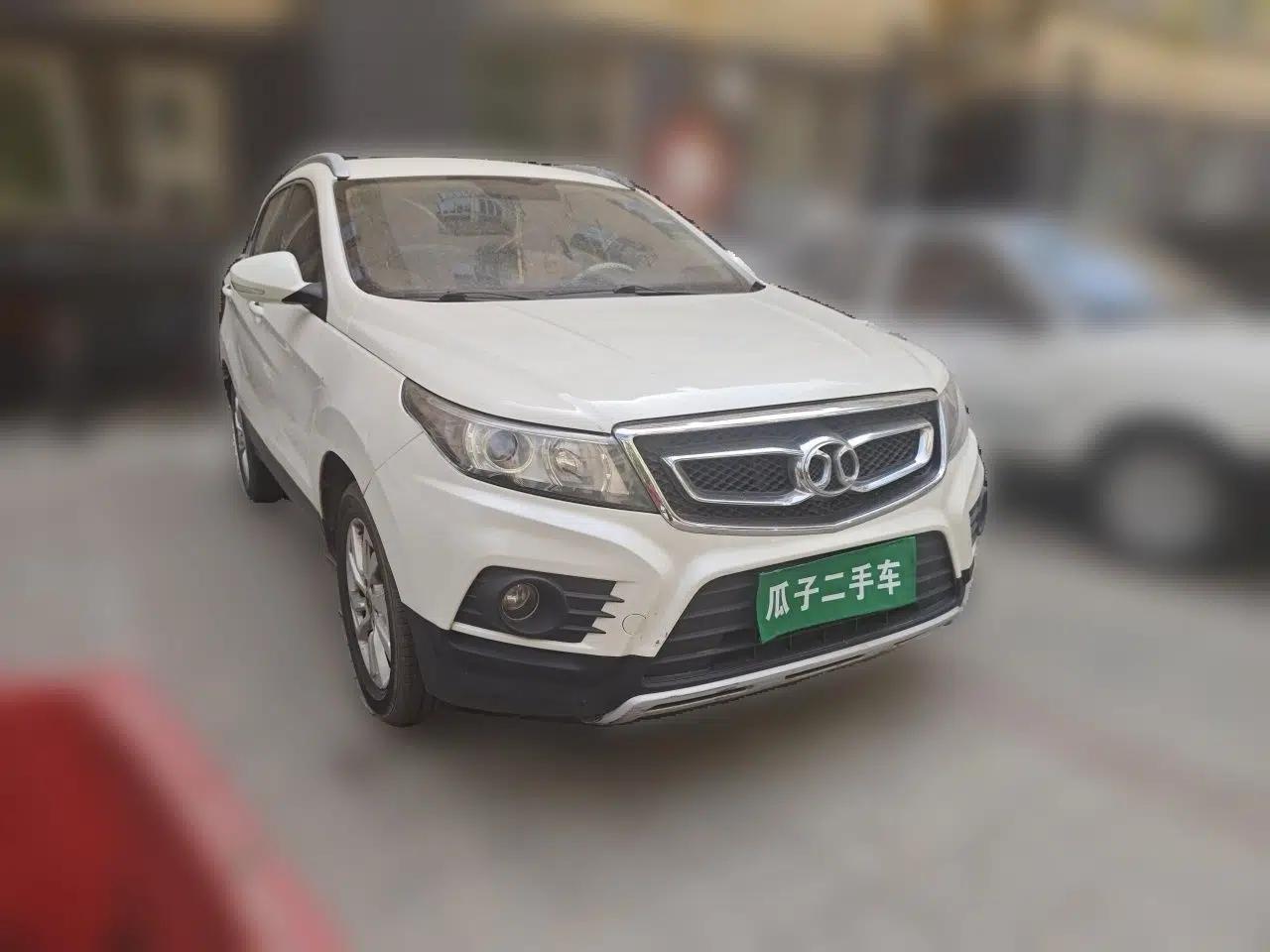 BAIC Senova X55 2016 1.5L Manual Comfort Version — миниатюра 3