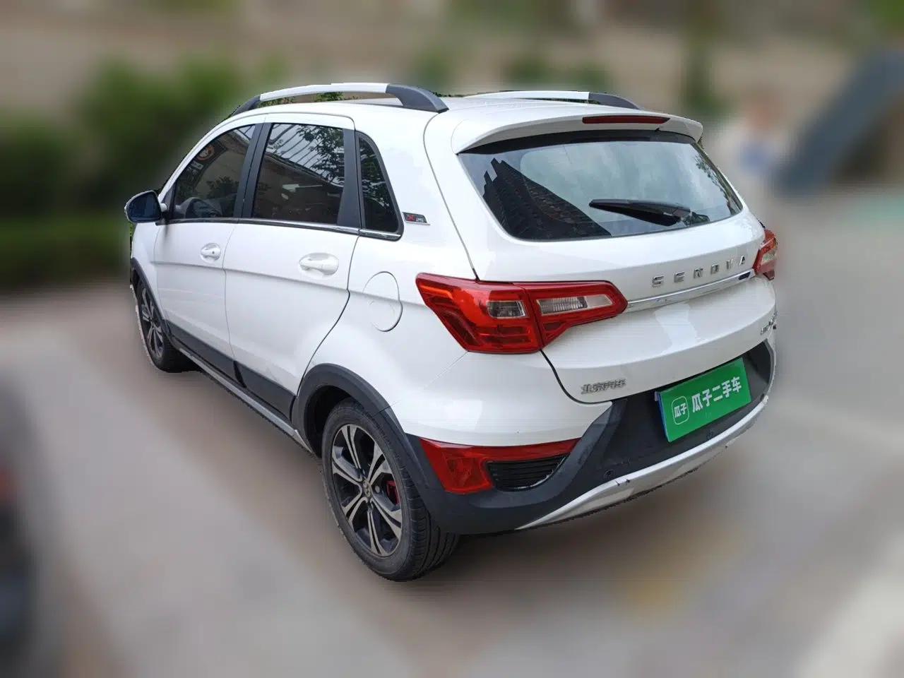 BAIC Senova X25 2015 1.5L Automatic Elite Model — миниатюра 4