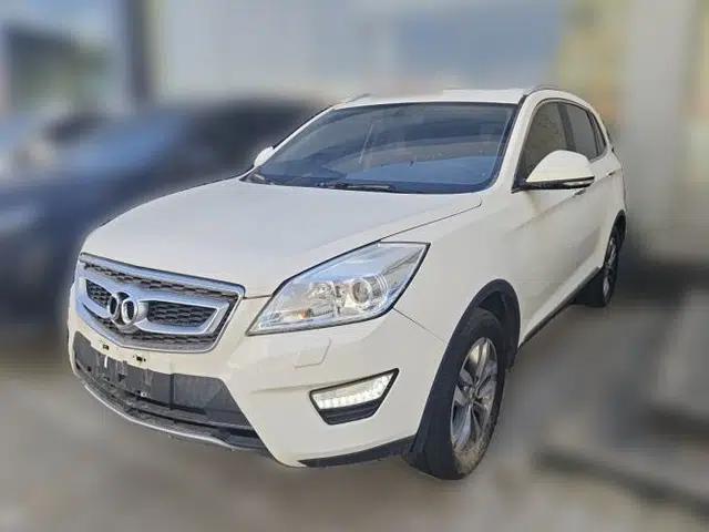 BAIC Senova X65 2015 2.0T Manual Luxury Edition