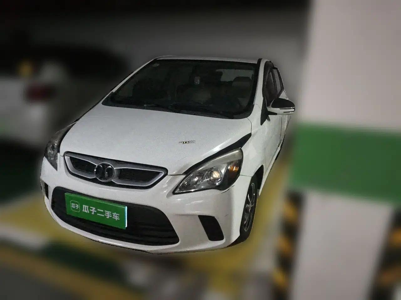 BAIC Senova D20 2015 Hatchback 1.5L Automatic Lotte Edition — миниатюра 1
