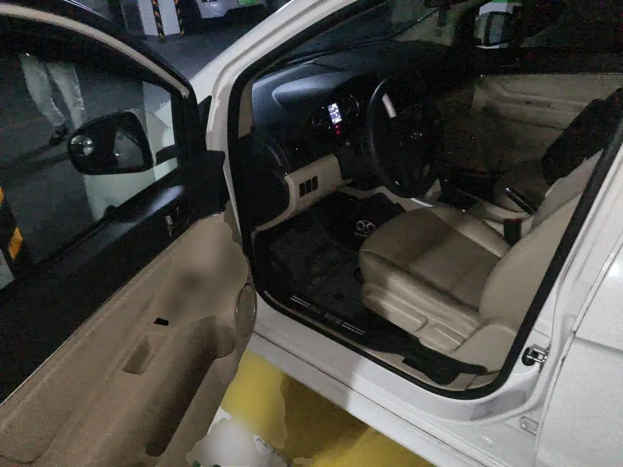 BAIC Senova D20 2015 Hatchback 1.5L Automatic Lotte Edition — миниатюра 17
