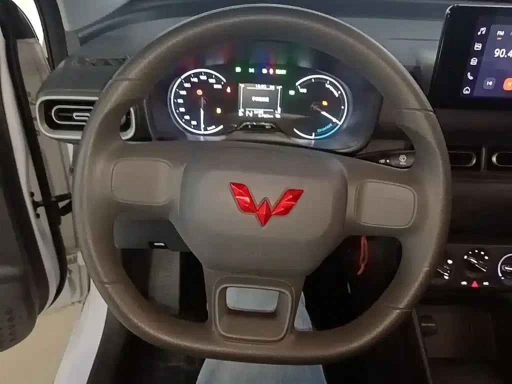 Wuling Hongguang New Energy 2025 Range-Extended Hybrid 50km Comfort Model — миниатюра 11