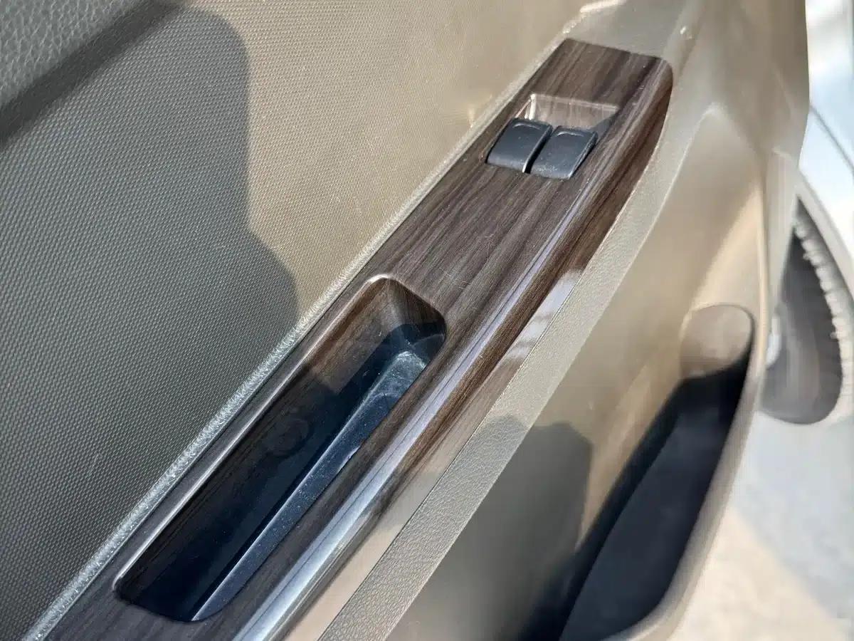 Wuling Rongguang S 2022 1.2L Standard Edition 7-Seater LSI — миниатюра 11