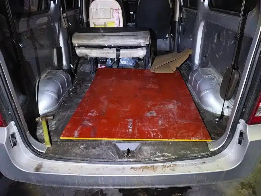 Wuling Rongguang S 2023 1.5L Basic Model 5/7 Seats — миниатюра 4