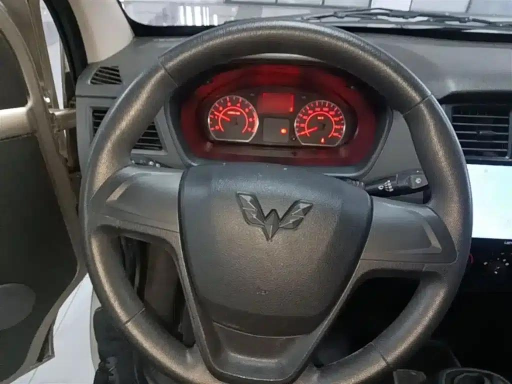Wuling Rongguang S 2023 1.5L Basic Model 5/7 Seats — миниатюра 11