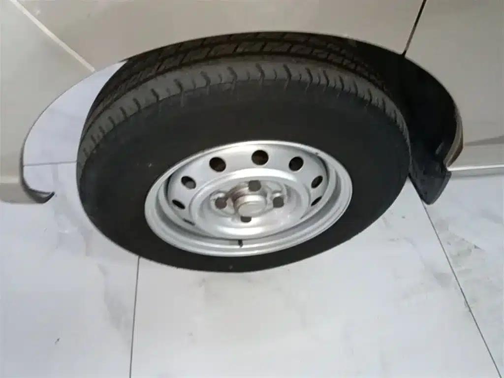 Wuling Rongguang S 2023 1.5L Basic Model 5/7 Seats — миниатюра 23