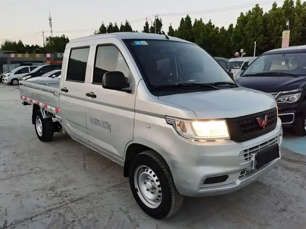 Wuling Rongguang New Card 2019 Model 1.8L Double Cab National VI Emission Standard LJ479Q6 — миниатюра 4