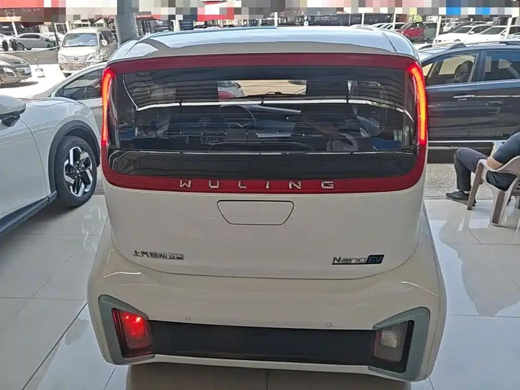 Wuling NanoEV 2021 Fun Edition — миниатюра 6