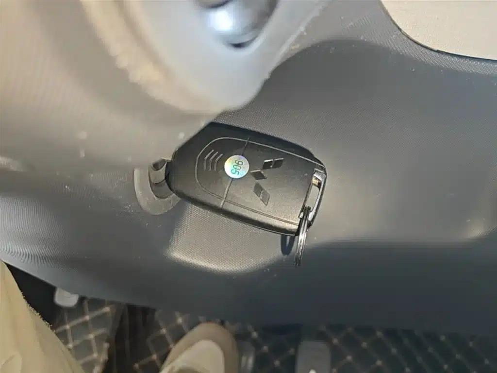 Wuling NanoEV 2021 Fun Edition — миниатюра 9