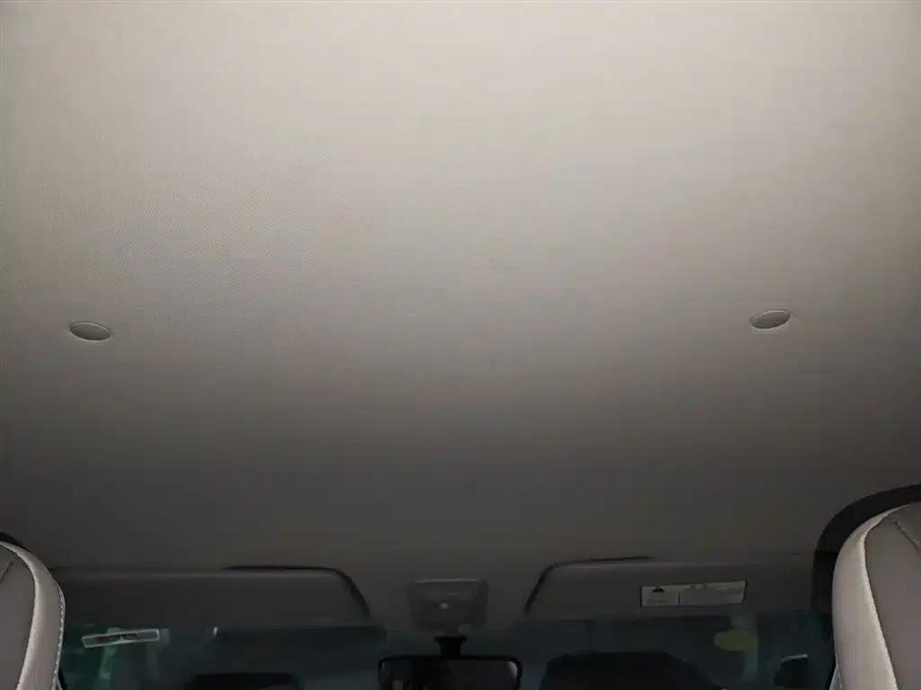 Wuling Air ev Clear Sky 2023 Model, Four-Seat - Advanced Edition — миниатюра 9