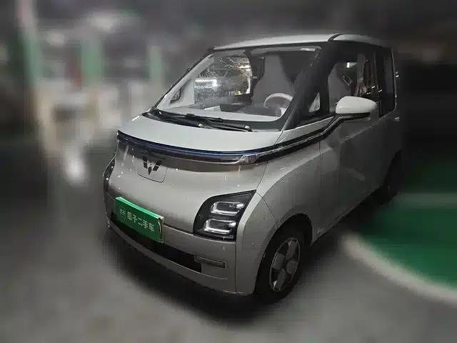 Wuling Air ev Clear Sky 2023 Model, Four-Seat - Advanced Edition