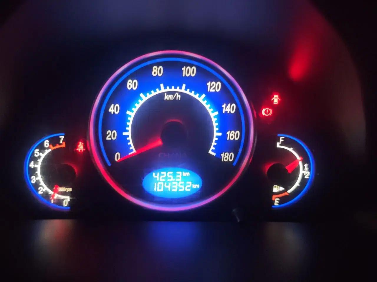 CHANGAN Benni mini 2011 1.0L IMT Comfort Edition — миниатюра 12