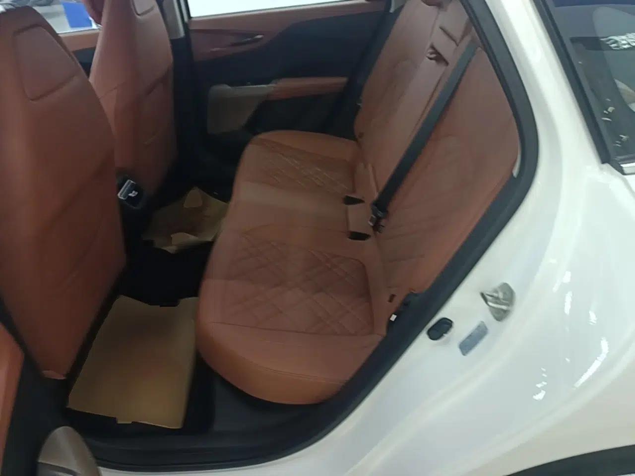 CHANGAN Eado PHEV 2025 Smart New Blue Whale 145KM Battleship Edition — миниатюра 20