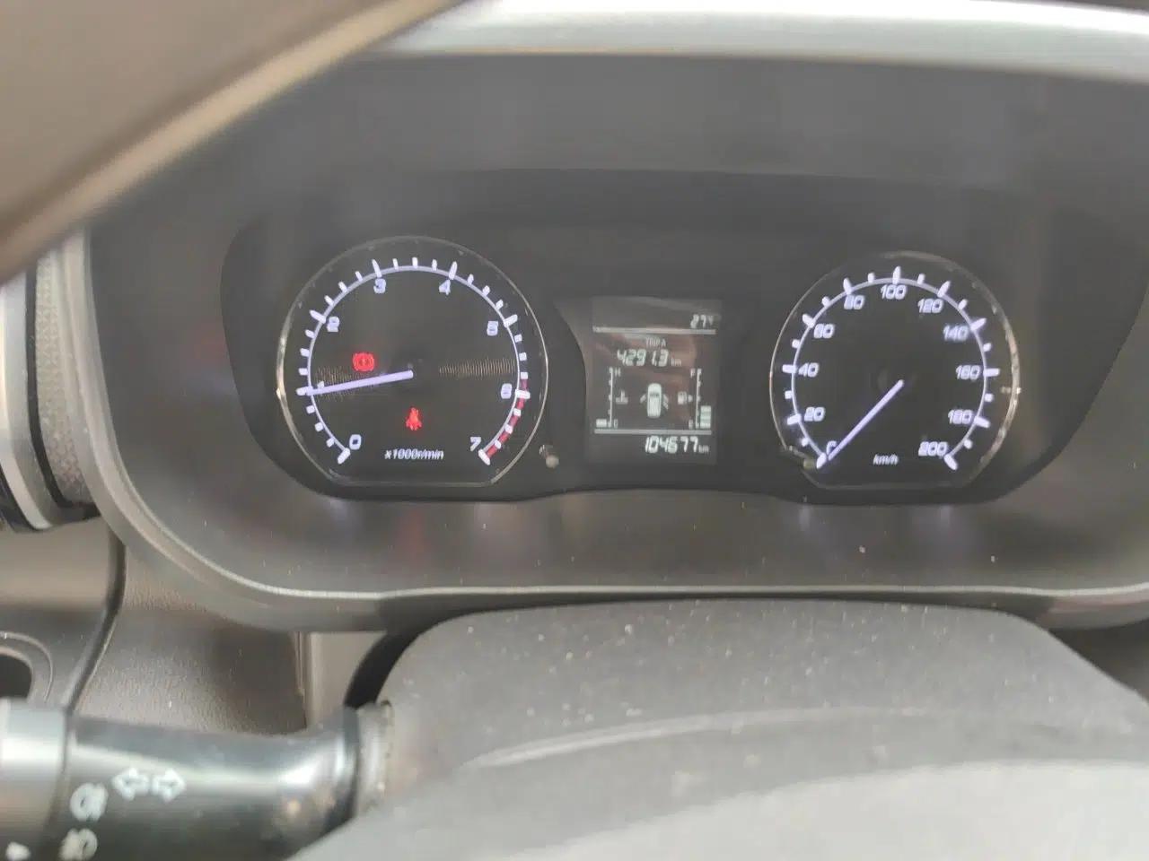 CHANGAN OSHAN X70A 2018 1.5L Manual Comfort Model — миниатюра 12