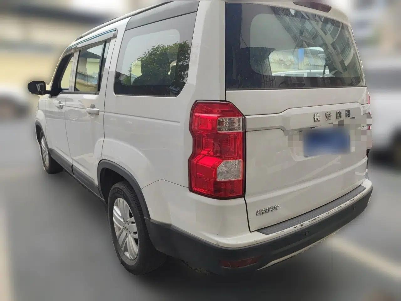 CHANGAN OSHAN X70A 2018 1.5L Manual Comfort Model — миниатюра 4