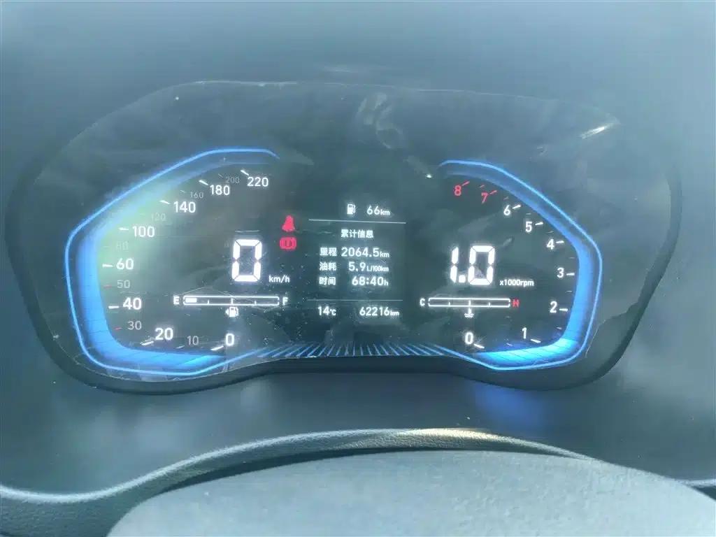 2020 Hyundai Verna 1.4L Manual GLS Cool Edition — миниатюра 12
