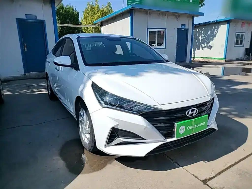 2020 Hyundai Verna 1.4L Manual GLS Cool Edition — миниатюра 4
