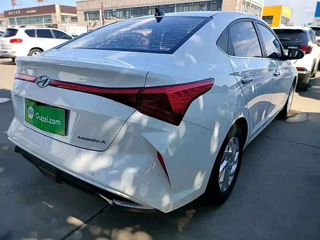 2020 Hyundai Verna 1.4L Manual GLS Cool Edition — миниатюра 8