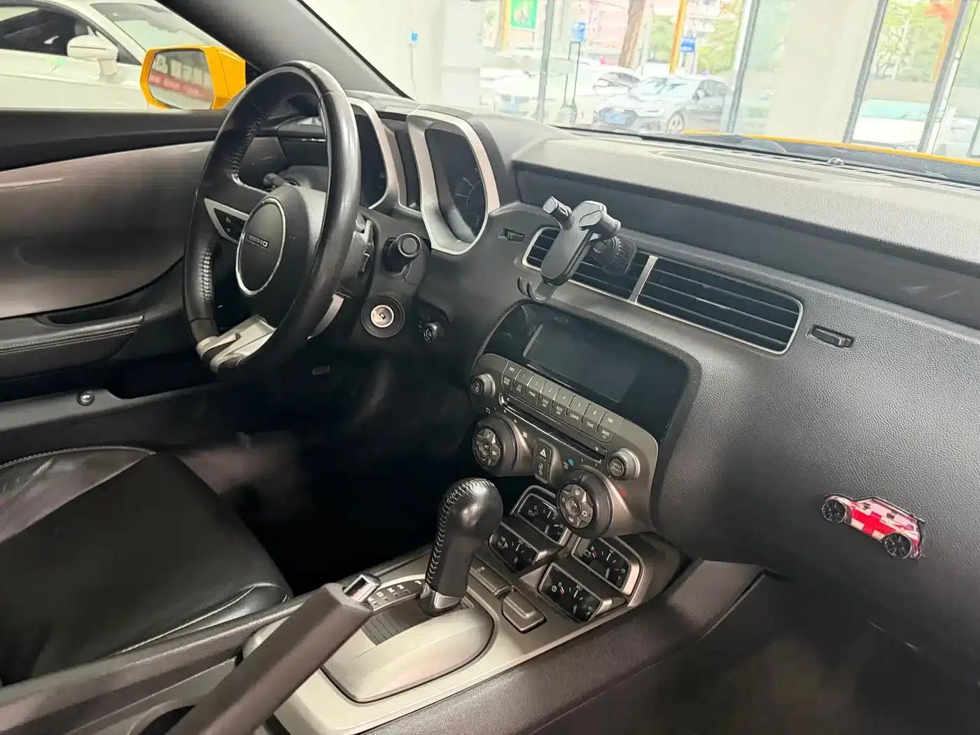 2011 Camaro 3.6L Legendary Performance Edition — миниатюра 11