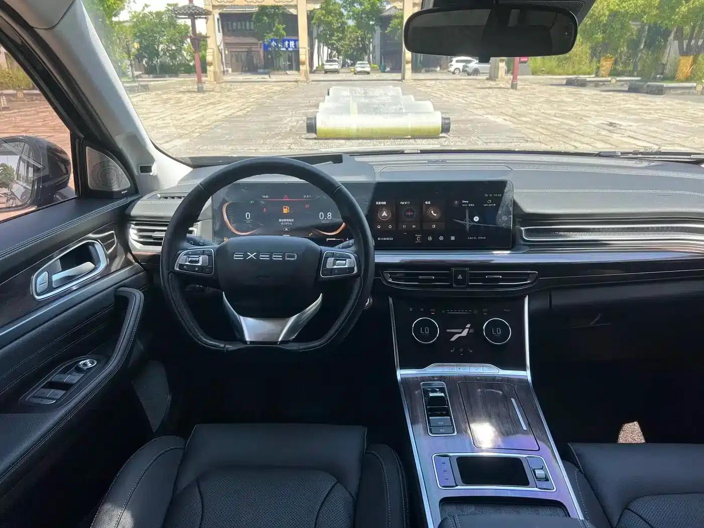Starlight Moon 2021 400T 2WD Starlight Pro Edition 7-Seater — миниатюра 13