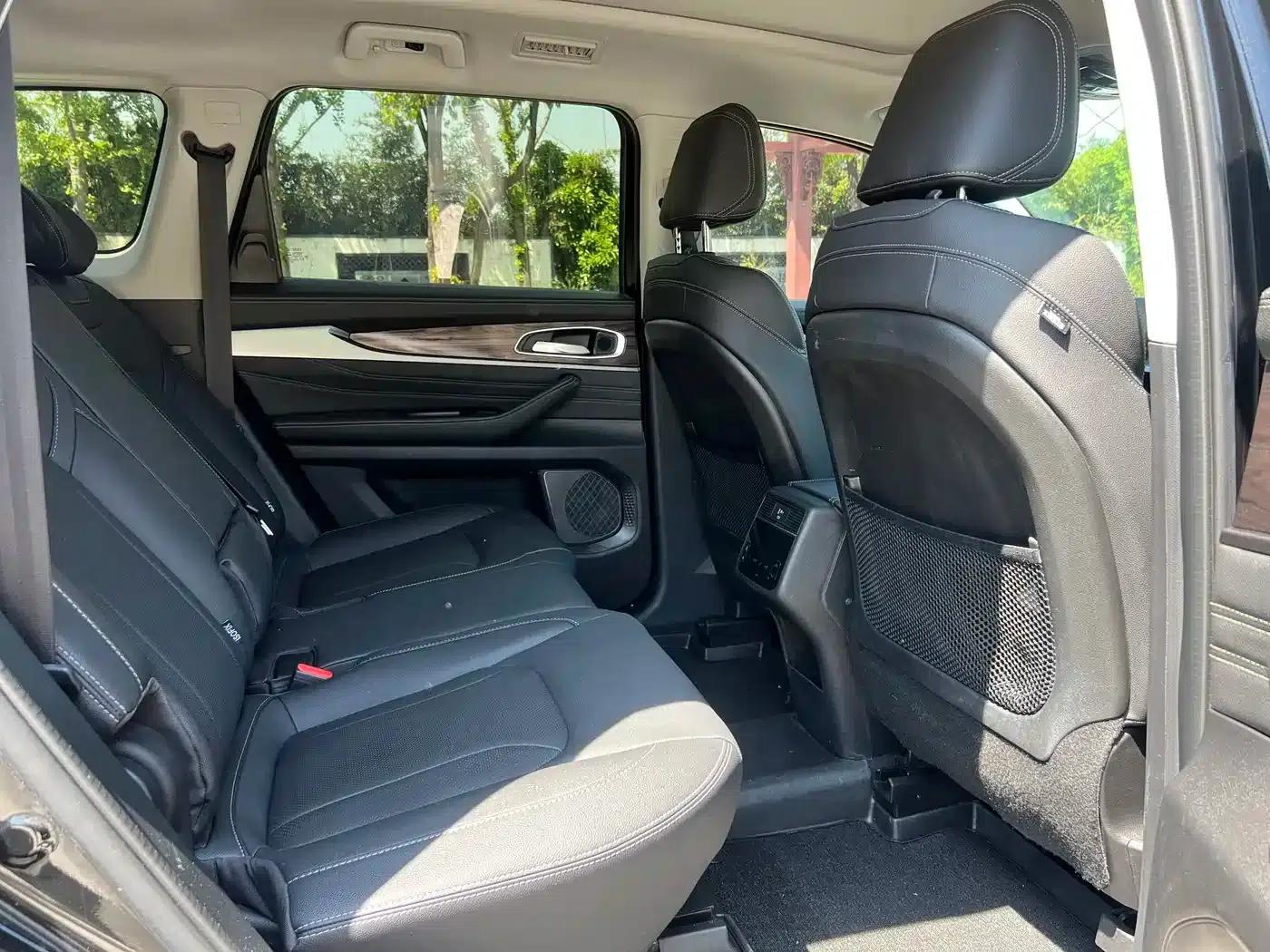 Starlight Moon 2021 400T 2WD Starlight Pro Edition 7-Seater — миниатюра 9