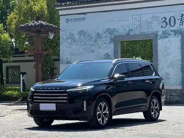 Starlight Moon 2021 400T 2WD Starlight Pro Edition 7-Seater
