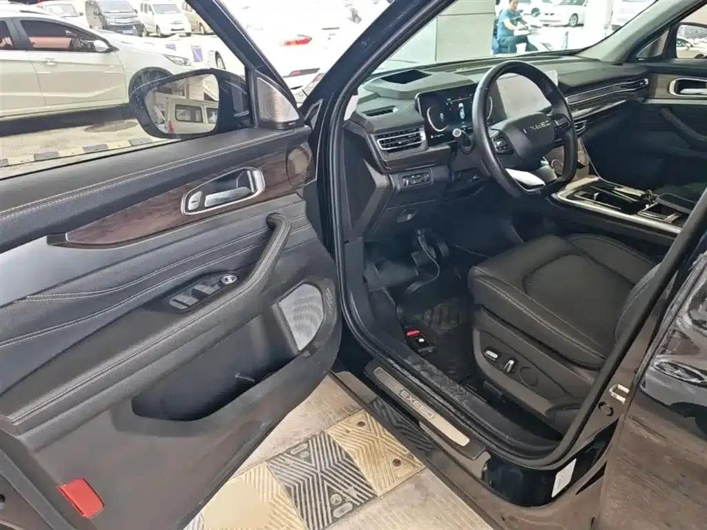 Starlight Moon 2021 400T 2WD Starlight Pro Edition 7-Seater — миниатюра 16