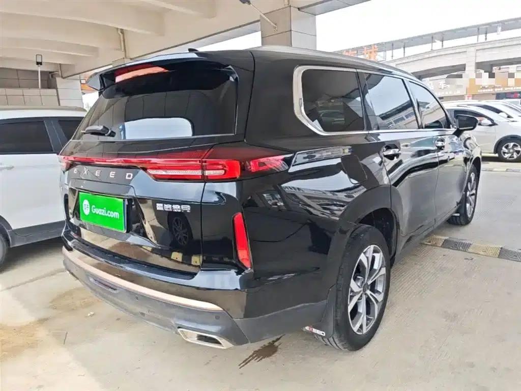 Starlight Moon 2021 400T 2WD Starlight Pro Edition 7-Seater — миниатюра 7