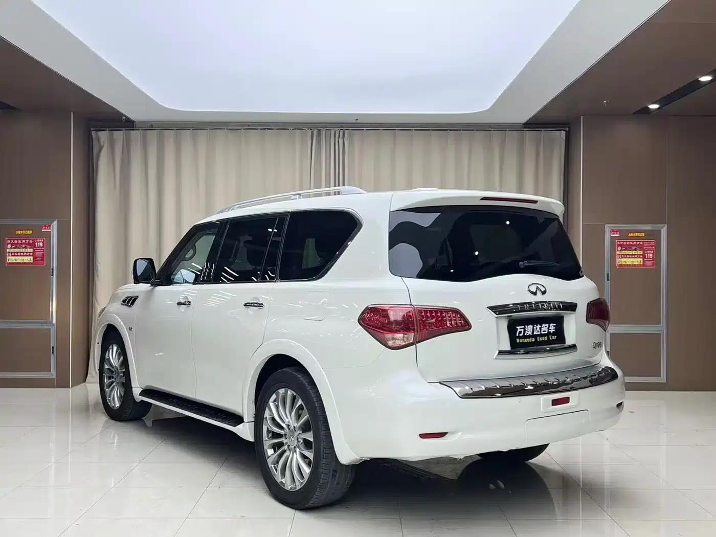 Infiniti QX80 2016 5.6L 4WD — миниатюра 15