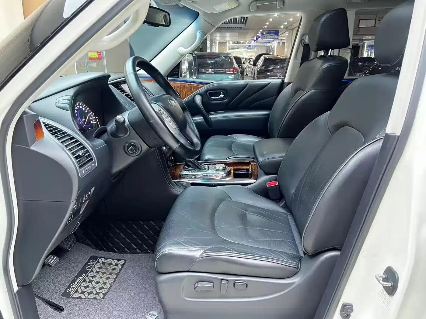 Infiniti QX80 2016 5.6L 4WD — миниатюра 4