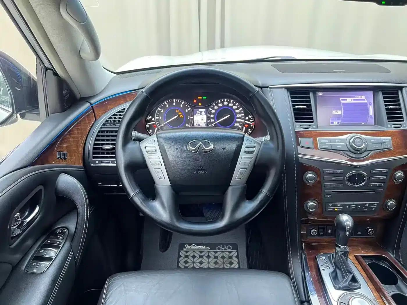 Infiniti QX80 2016 5.6L 4WD — миниатюра 5