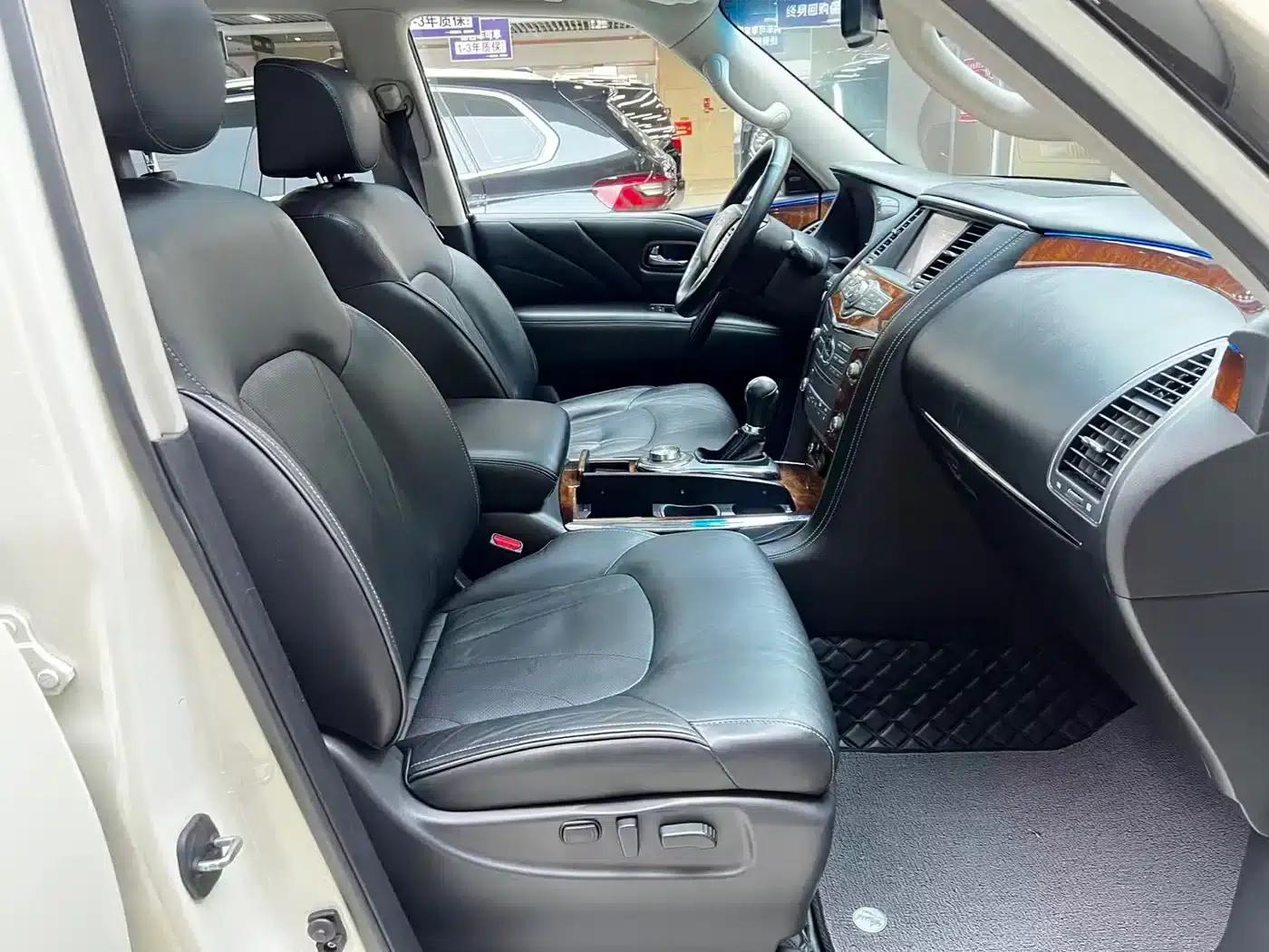 Infiniti QX80 2016 5.6L 4WD — миниатюра 7