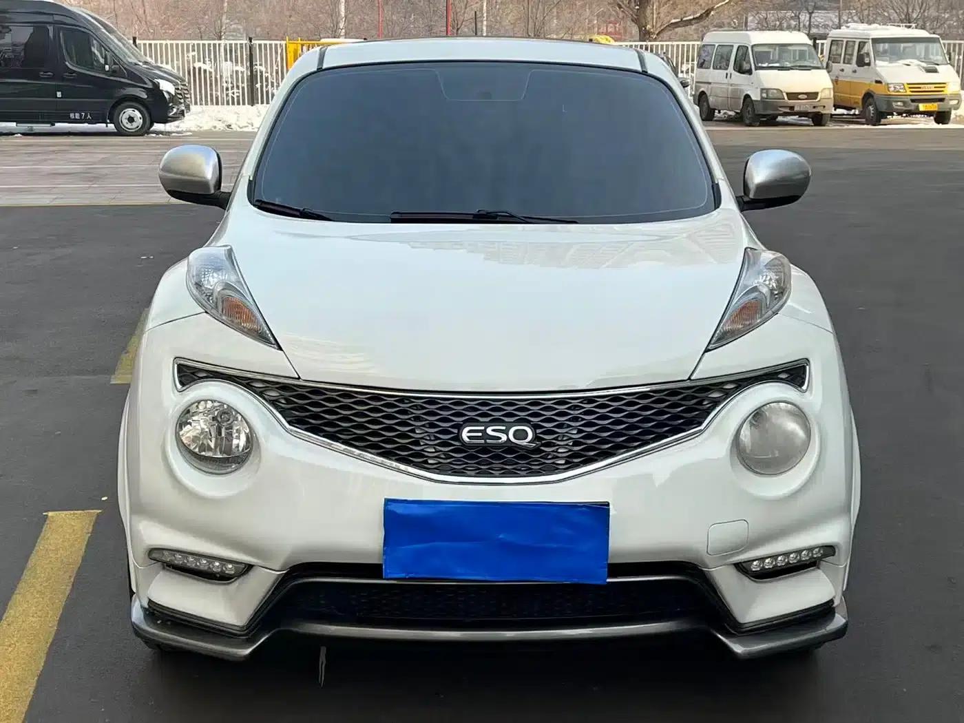 Infiniti ESQ 2014 1.6L Sporty Edition — миниатюра 2