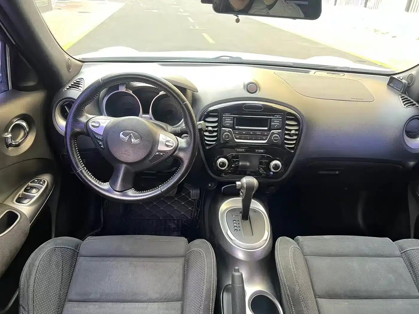 Infiniti ESQ 2014 1.6L Sporty Edition — миниатюра 6