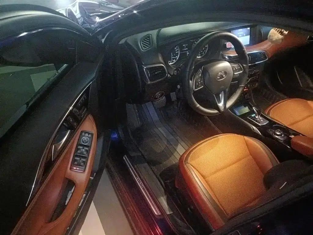 Infiniti QX30 2017 2.0T AWD Sport Edition — миниатюра 13