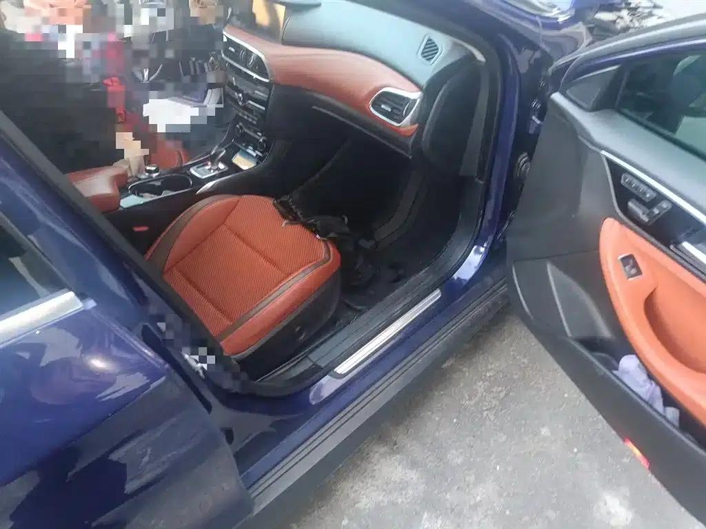 Infiniti QX30 2017 2.0T AWD Sport Edition — миниатюра 22
