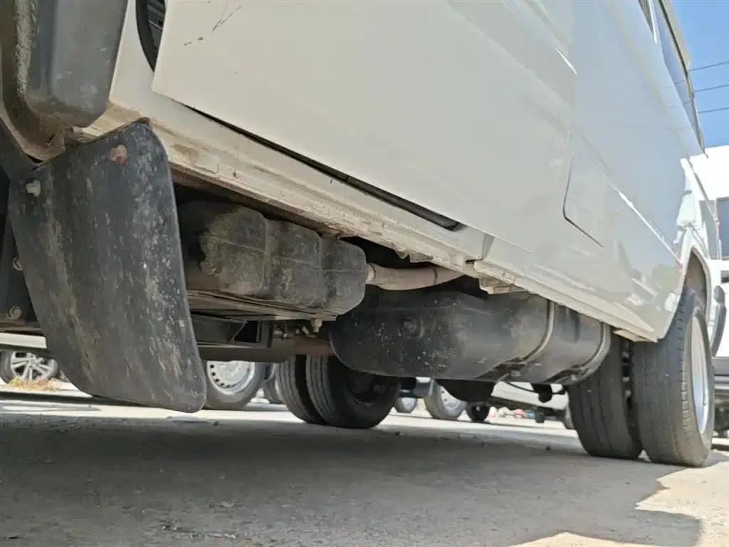 Iveco DeYi 2021 2.5T A35 M1 Bus, 5-9 Seats, Short Wheelbase, Mid-Roof, Dual Tires, Side Sliding Door — миниатюра 22