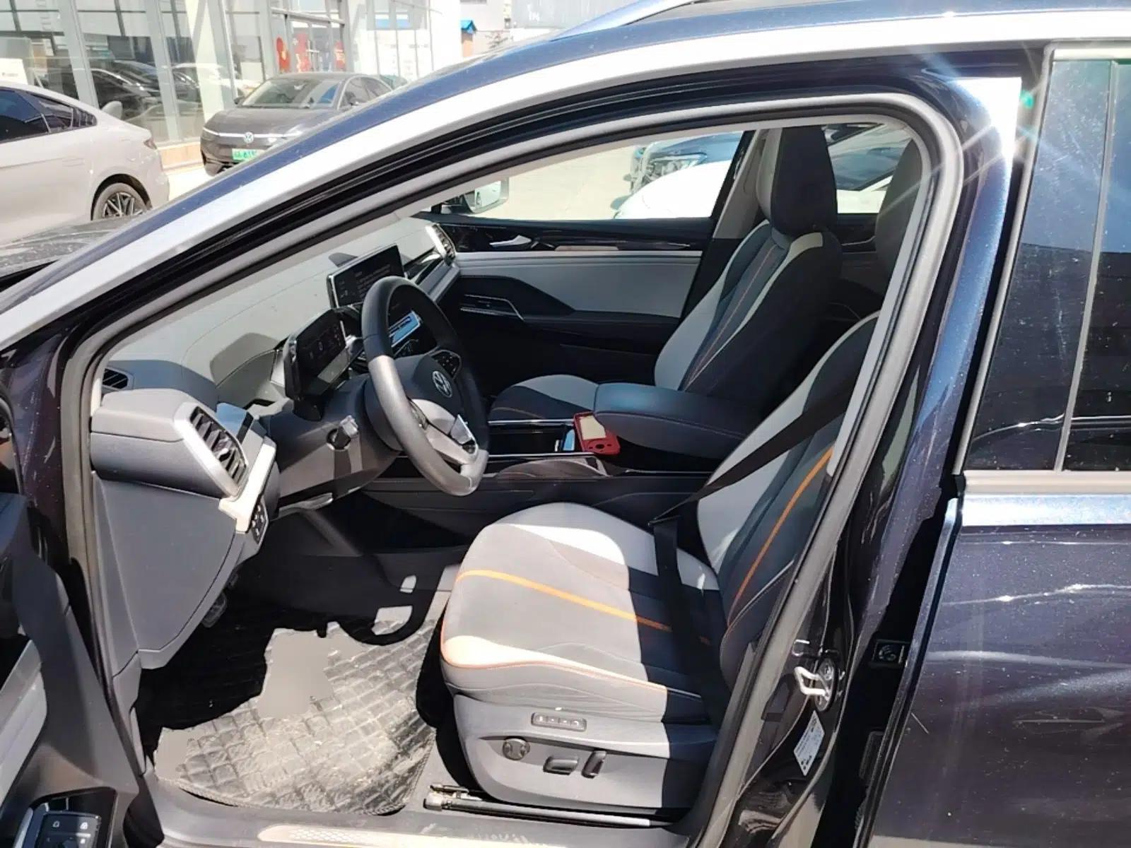 Volkswagen ID.6 CROZZ 2022 Long-Range PRO Edition — миниатюра 18