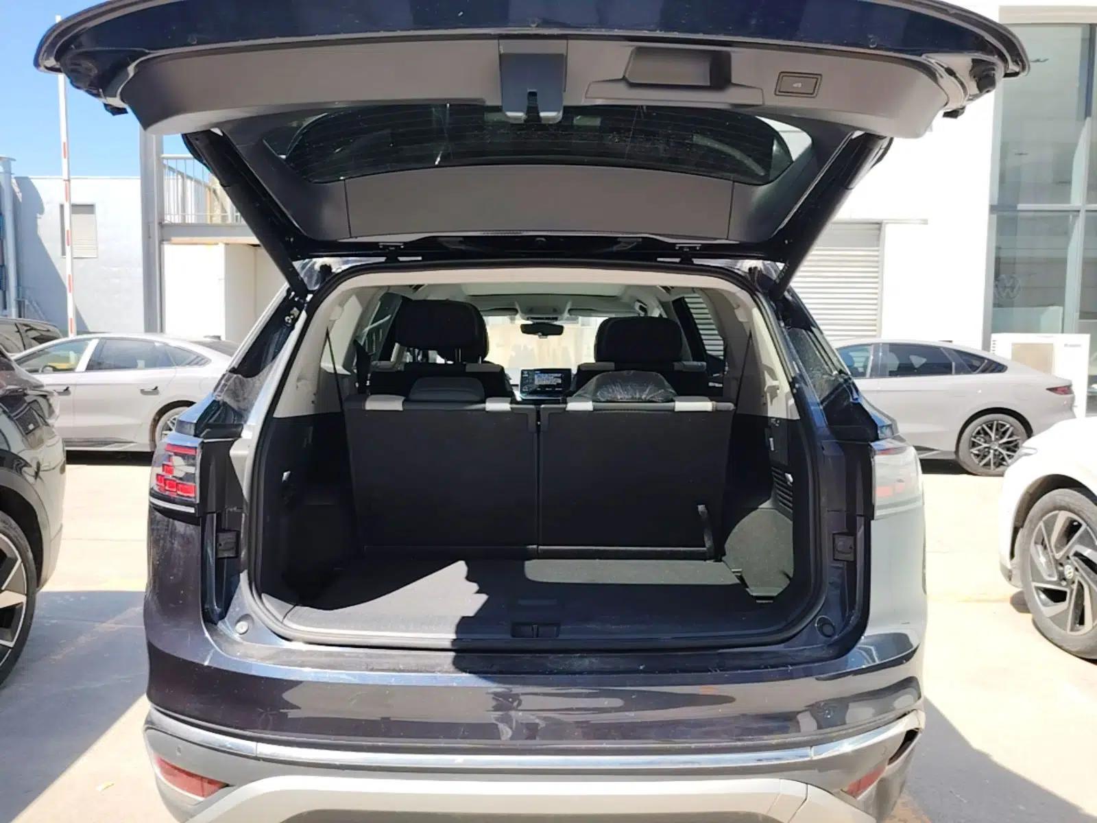 Volkswagen ID.6 CROZZ 2022 Long-Range PRO Edition — миниатюра 22