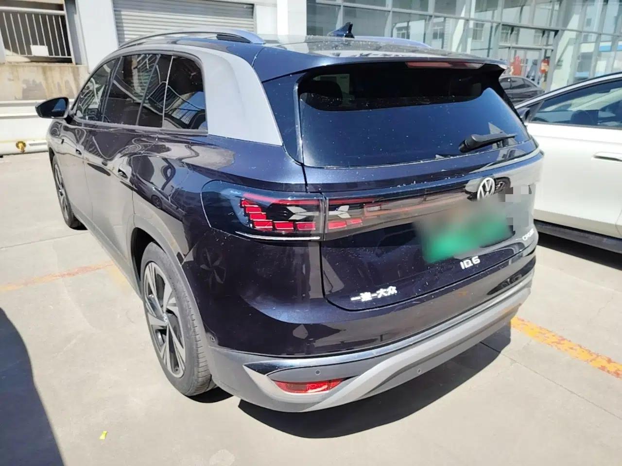 Volkswagen ID.6 CROZZ 2022 Long-Range PRO Edition — миниатюра 4