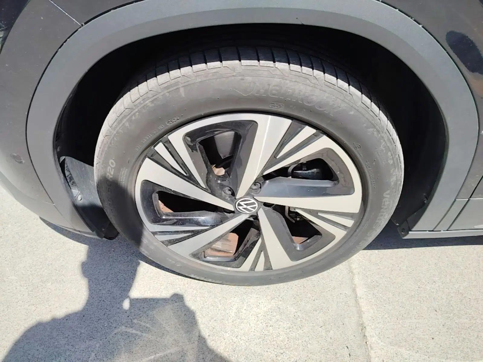 Volkswagen ID.6 CROZZ 2022 Long-Range PRO Edition — миниатюра 8
