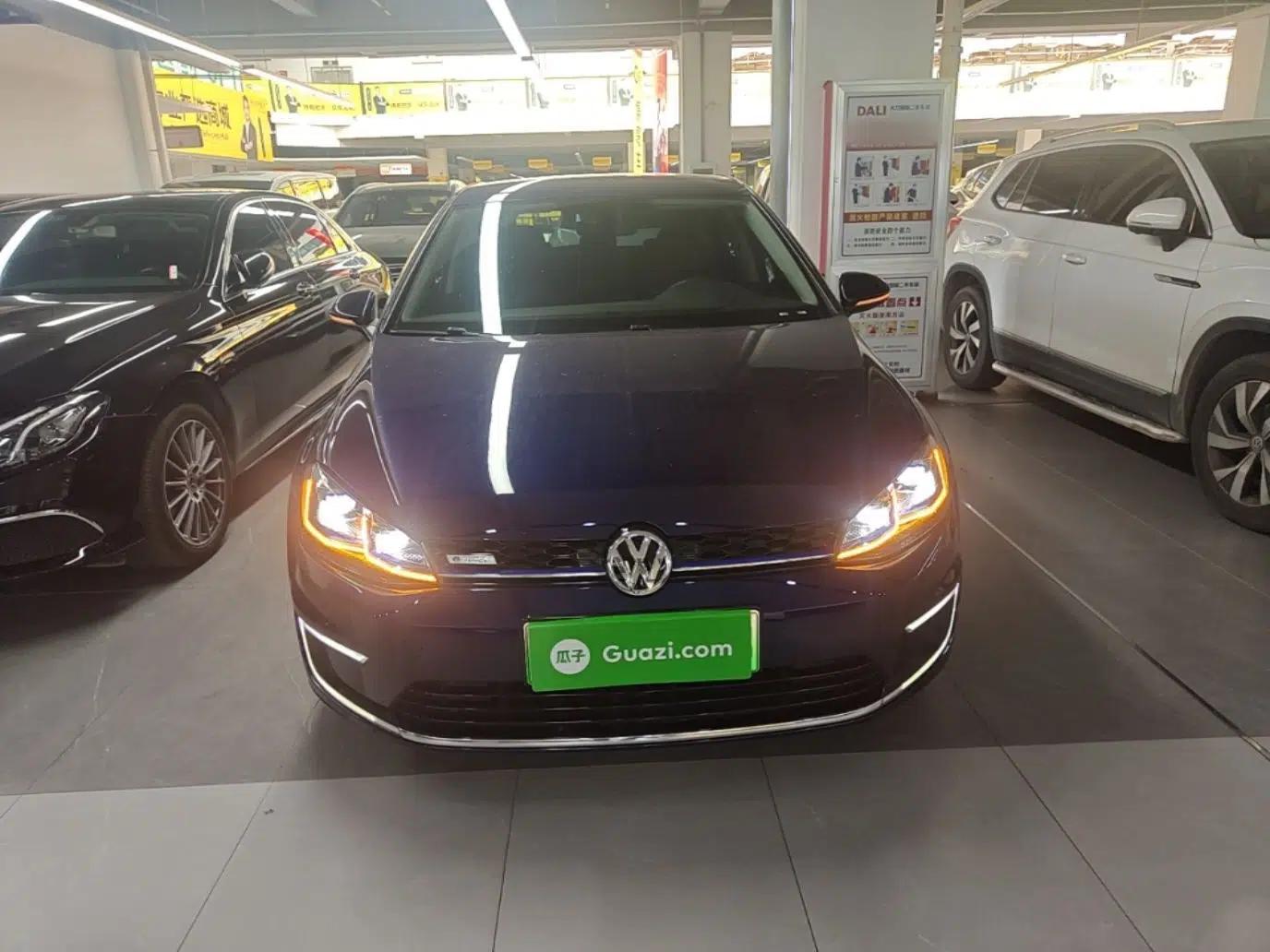Volkswagen Golf New Energy 2018 e-Golf — миниатюра 2