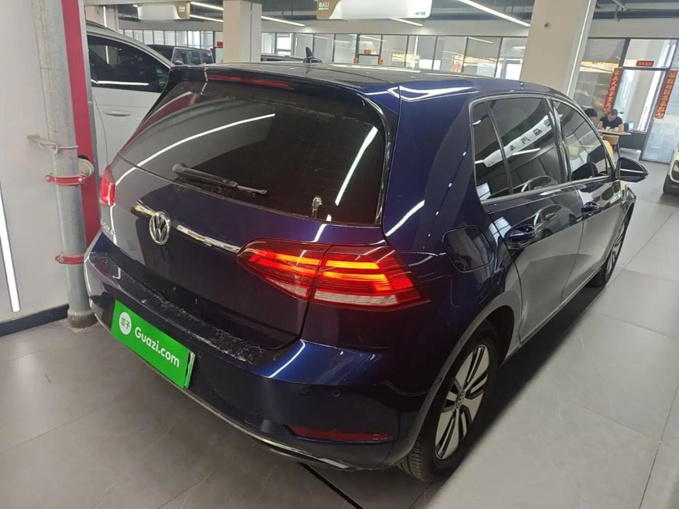 Volkswagen Golf New Energy 2018 e-Golf — миниатюра 6