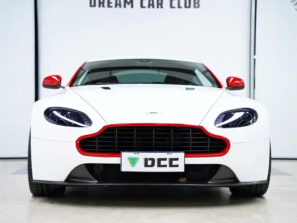 2015 V8 Vantage 4.7L Coupe — миниатюра 16