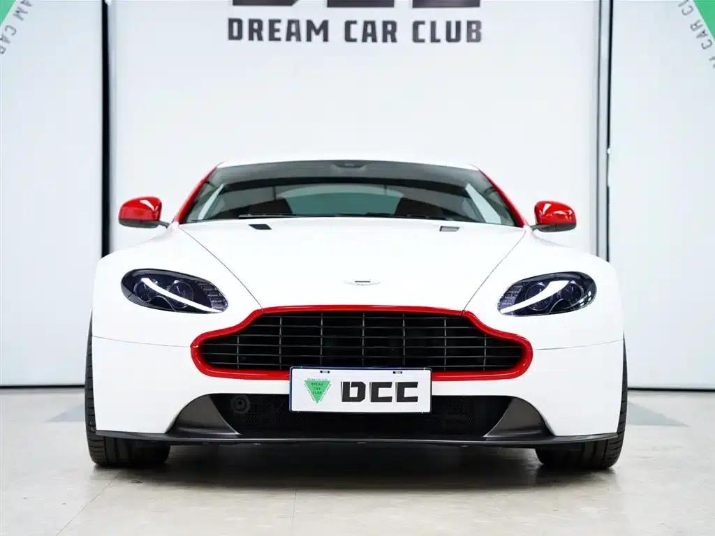 2015 V8 Vantage 4.7L Coupe — миниатюра 18