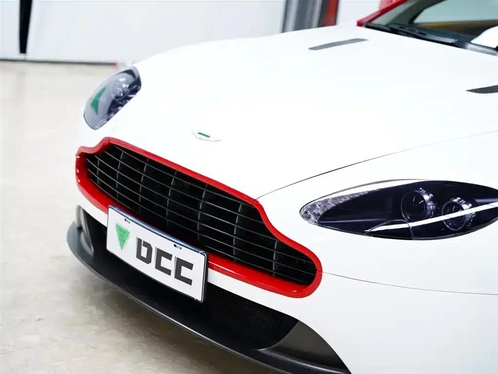 2015 V8 Vantage 4.7L Coupe — миниатюра 21