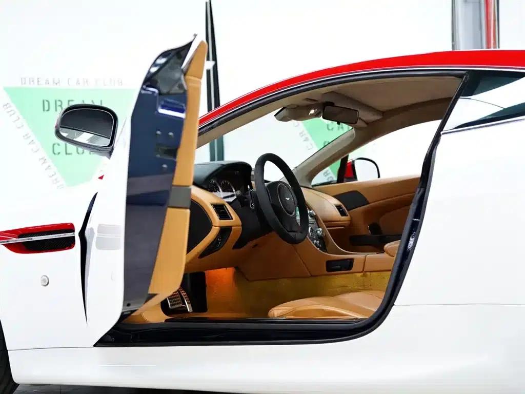 2015 V8 Vantage 4.7L Coupe — миниатюра 54