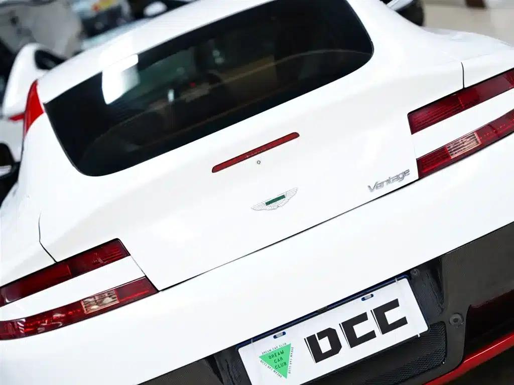 2015 V8 Vantage 4.7L Coupe — миниатюра 8